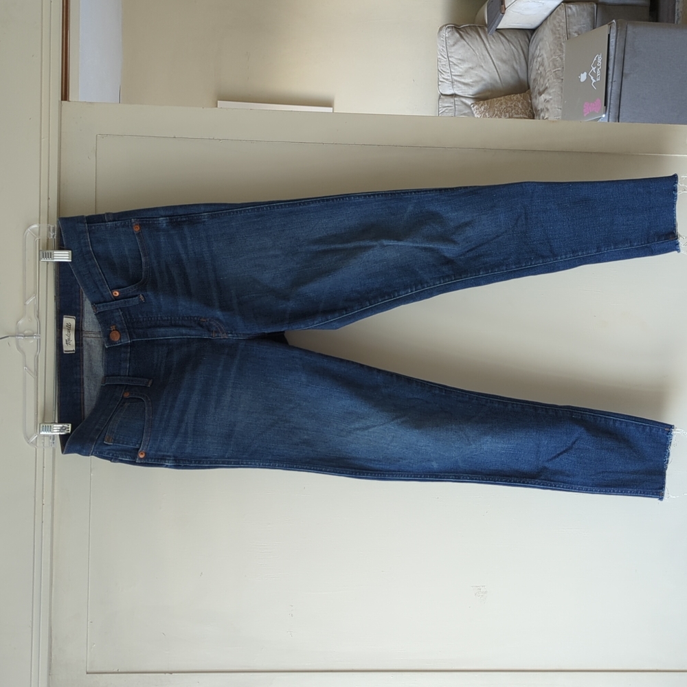 Size 30 Madewell 9" High-Rise Skinny jeans